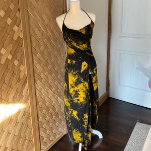 TIE DYE HALTER DRESS WITH LEG SLIT